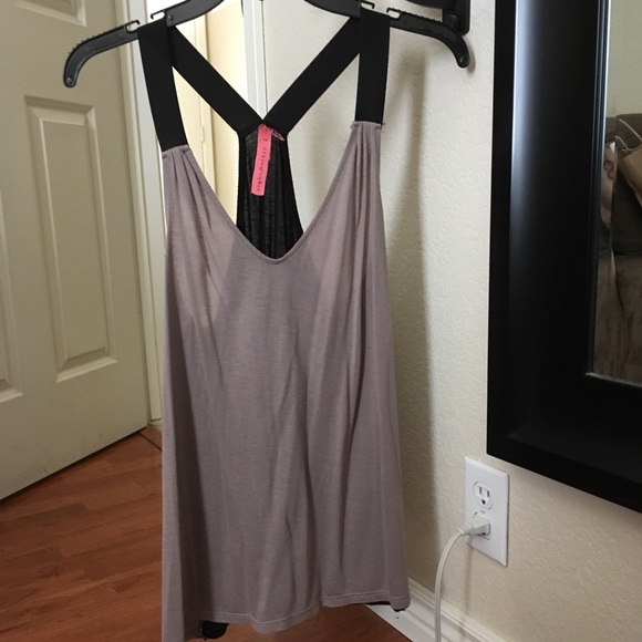 Sold - Picture 3 of 6